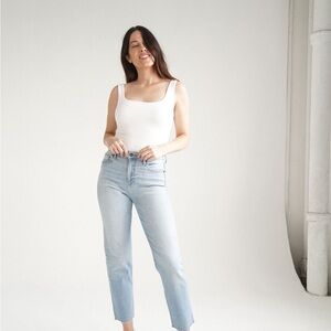 Carly Jean Los Angeles Chrissy Jeans – Classic Denim – Size 0 – Light Wash